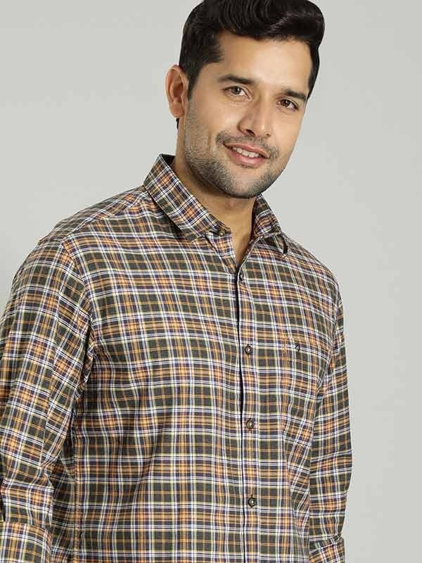 Indian Terrain Men Checkered Multicolor Shirt